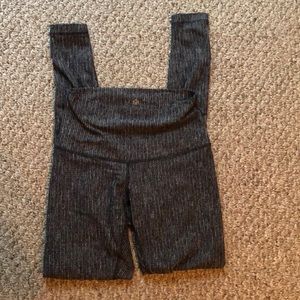 Gorgeous Lululemon Wunder Under tights!